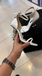 کفش مجلسی زنانه پاشنه YSL سفید - تصویر 4