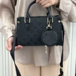 کیف صندوقی زنانه LV
